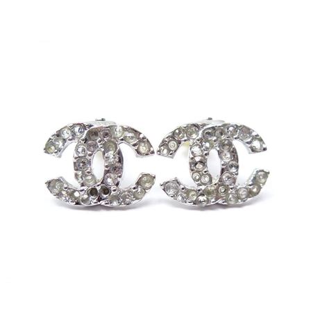 boucle d oreille logo chanel|Boucles d'oreilles .